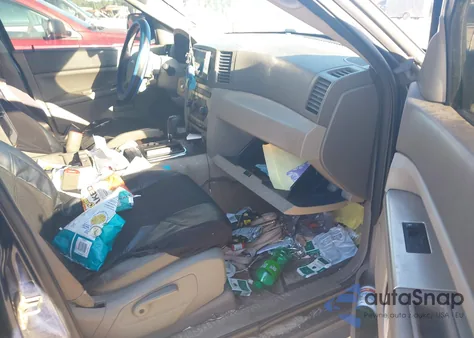 2005 Jeep Grand Cherokee Laredo from USA, damaged, VIN 1J4GS48K25C566537